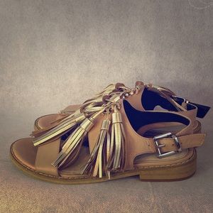 Women Sandals Saks Fifth Avenue Size 5.5